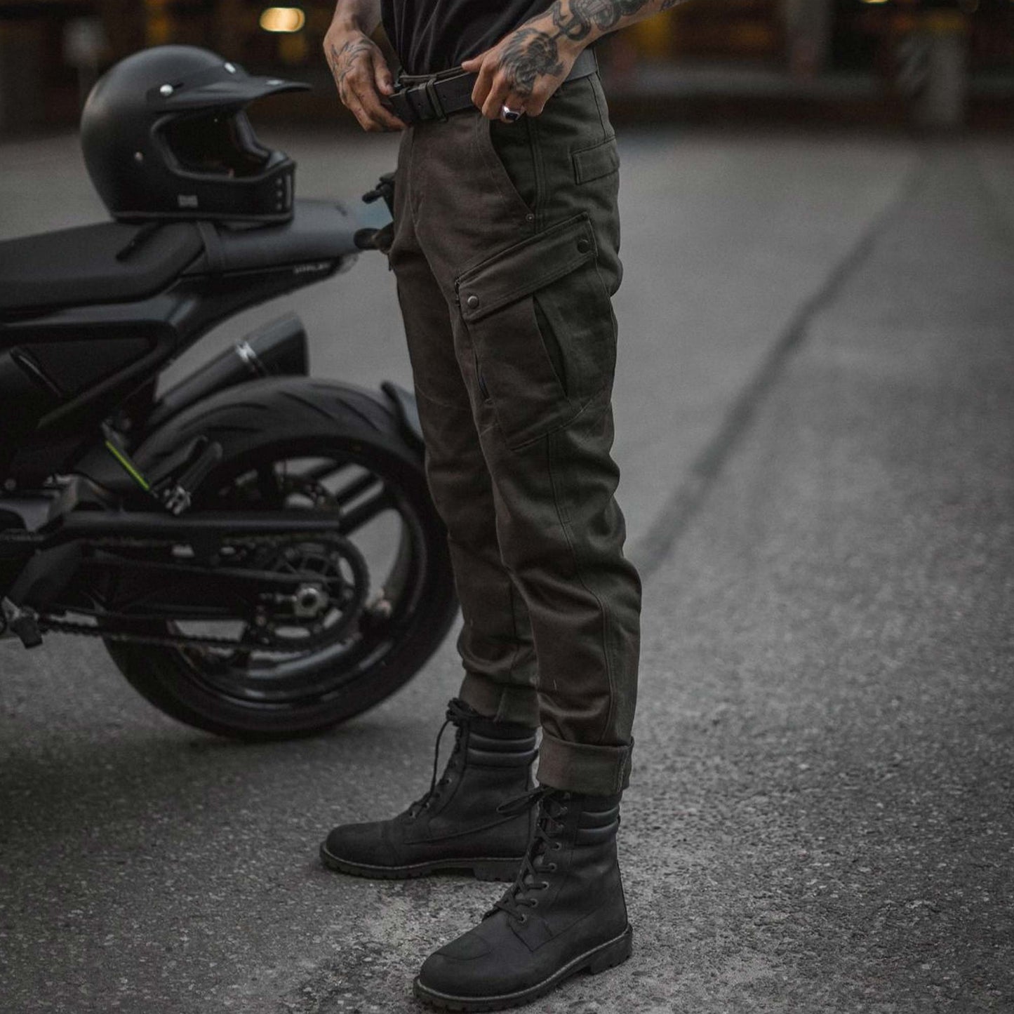 Pando Moto Mark Kev 02 Tapered Fit Cargo Trousers - Olive
