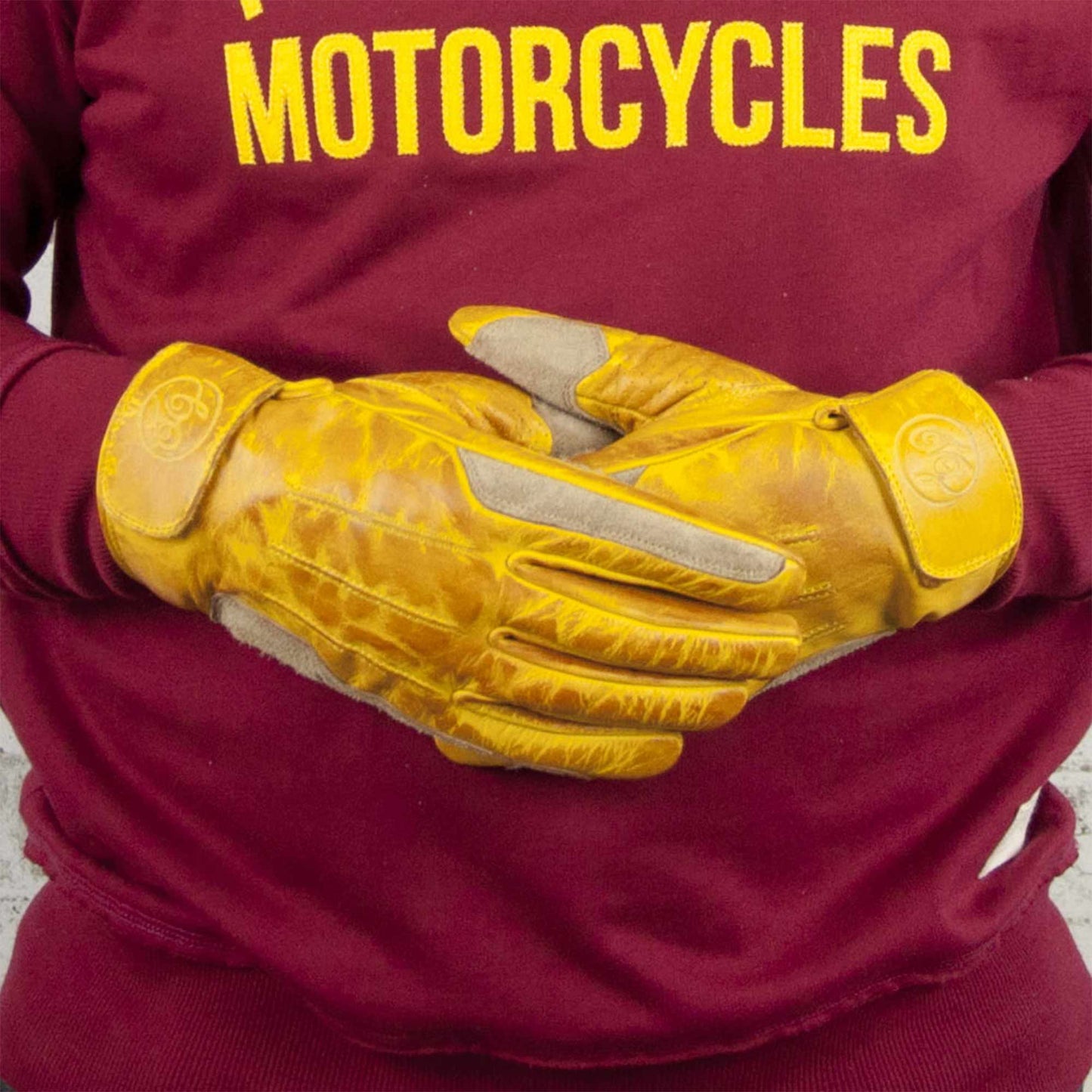 Age Of Glory Rover Gloves - Yellow
