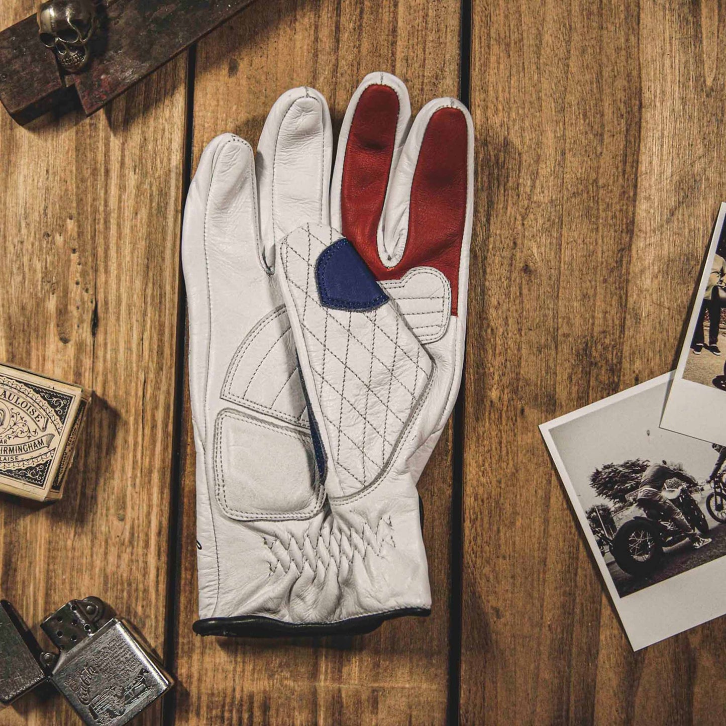 Age Of Glory Miles Gloves - White / Blue / Red